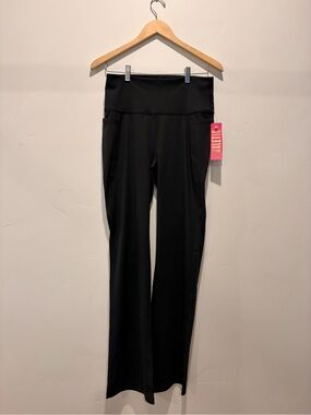 Lilly Pulitzer CarpeVita Black High-Waist Flared Legging